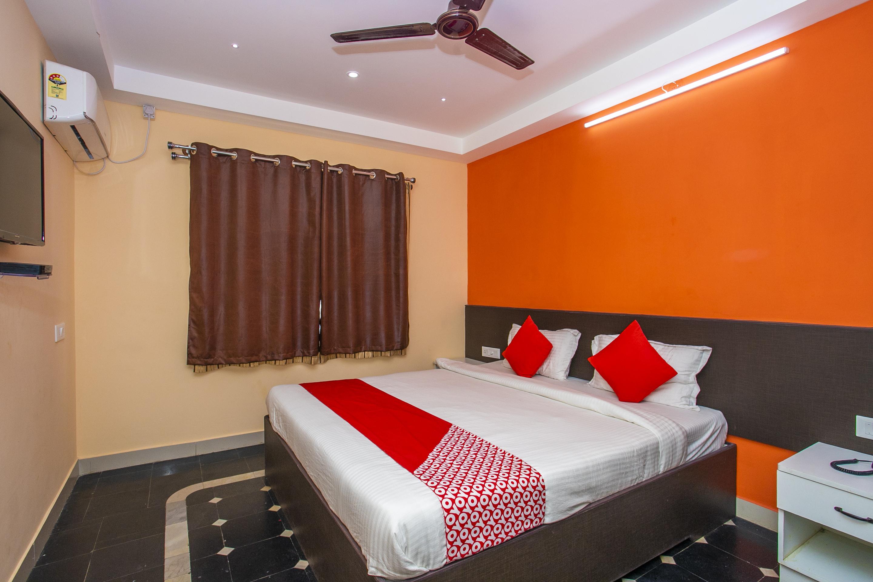 Oyo 22837 Chairmen'S Hotel Bangalore Dış mekan fotoğraf
