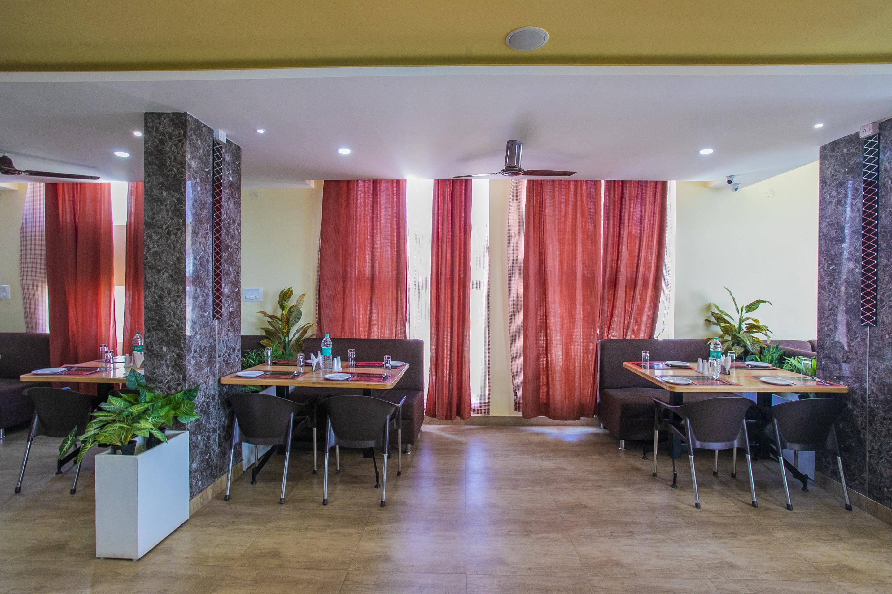 Oyo 22837 Chairmen'S Hotel Bangalore Dış mekan fotoğraf