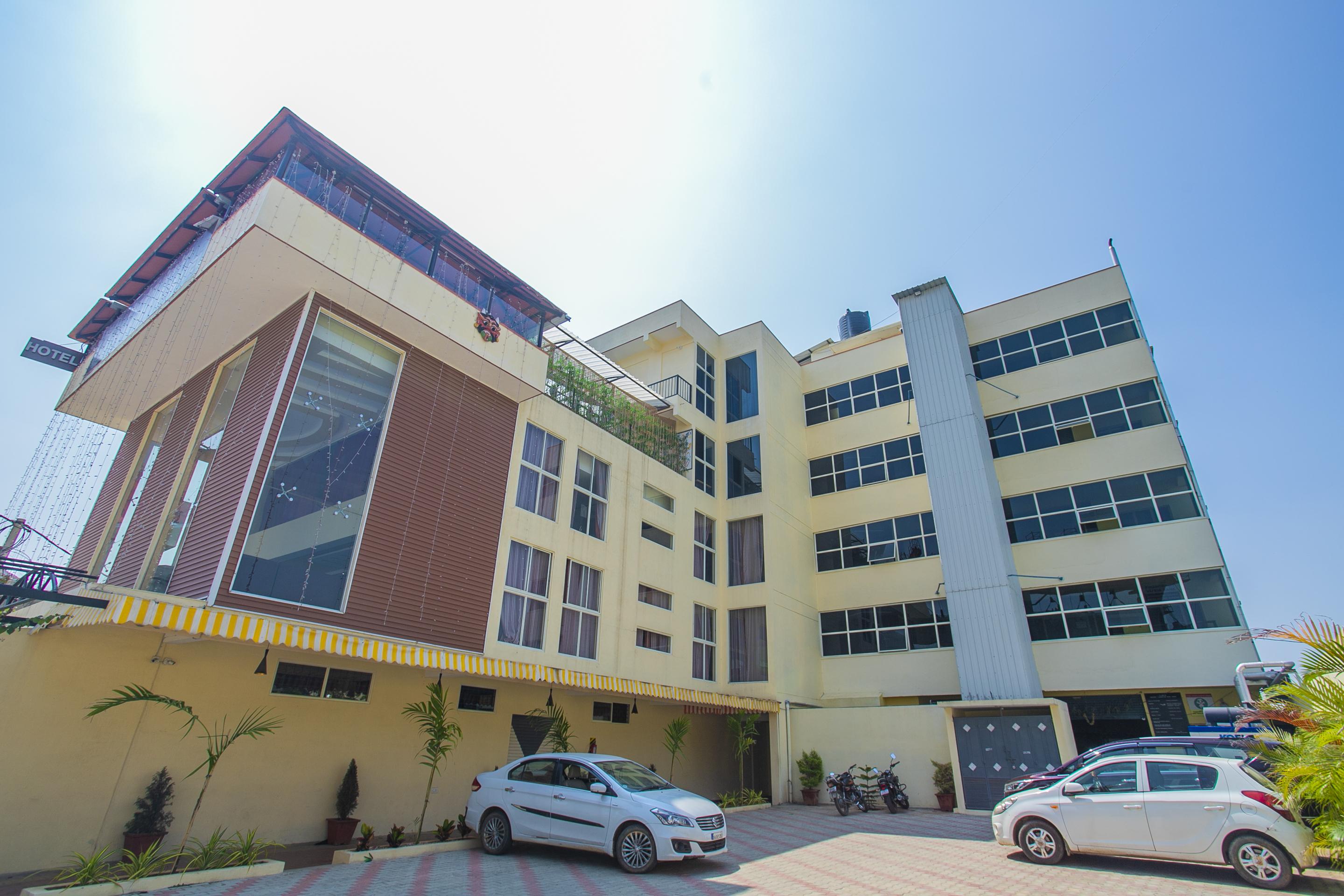 Oyo 22837 Chairmen'S Hotel Bangalore Dış mekan fotoğraf