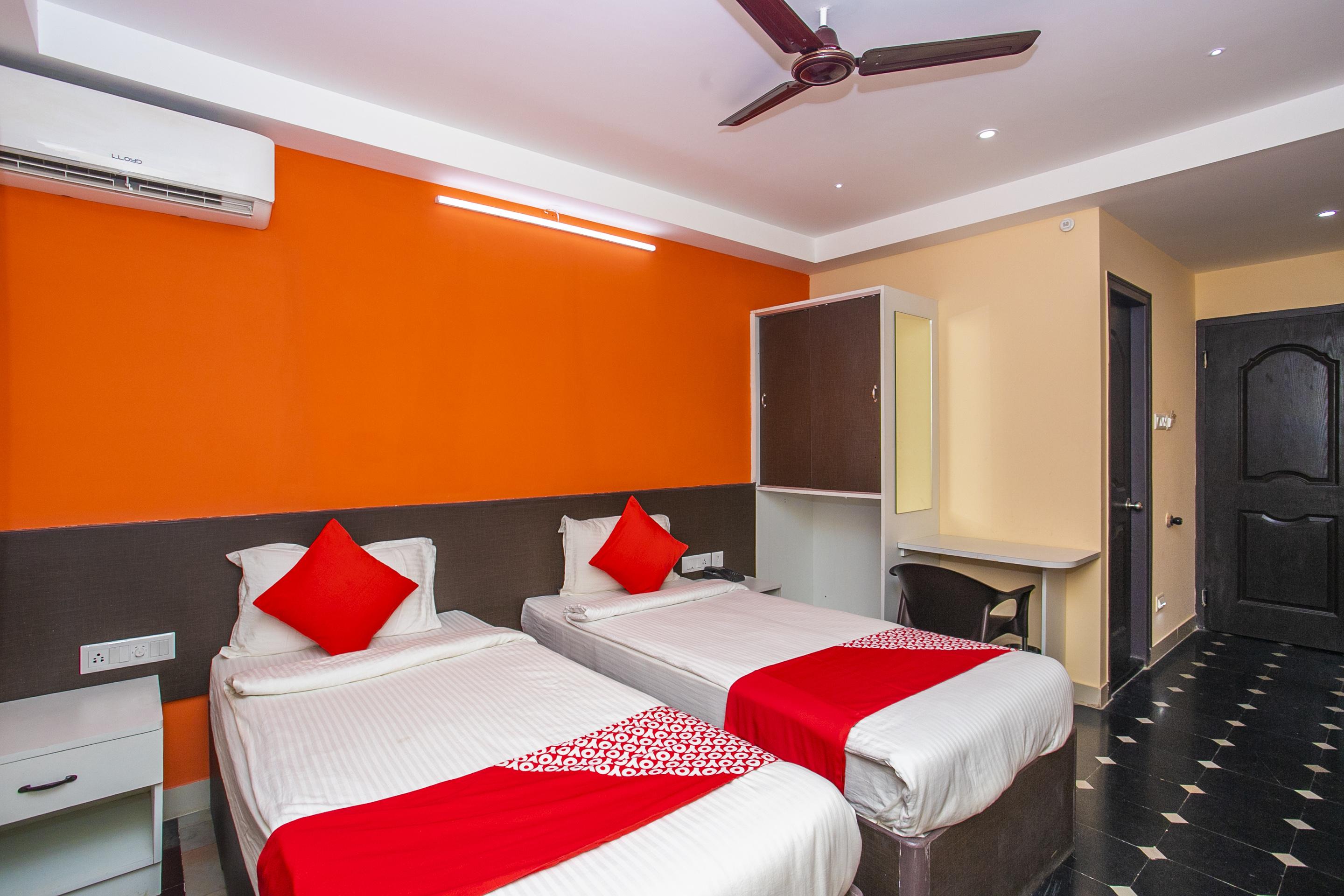 Oyo 22837 Chairmen'S Hotel Bangalore Dış mekan fotoğraf