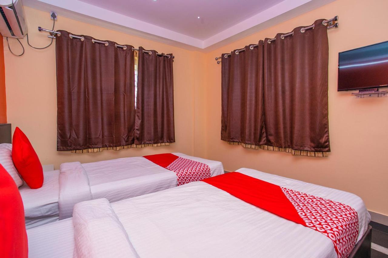 Oyo 22837 Chairmen'S Hotel Bangalore Dış mekan fotoğraf